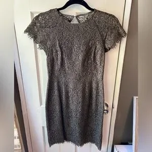 green emerald velvet dress Banana Republic Olive Green Safari Collared Button Front Dress